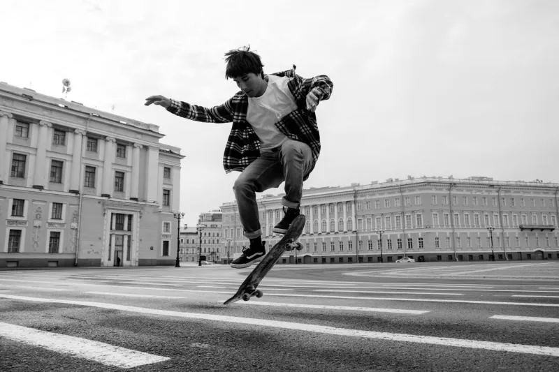 Streets as a Teacher: How Urban Architecture Builds Better Skaters Than Any Bowl
